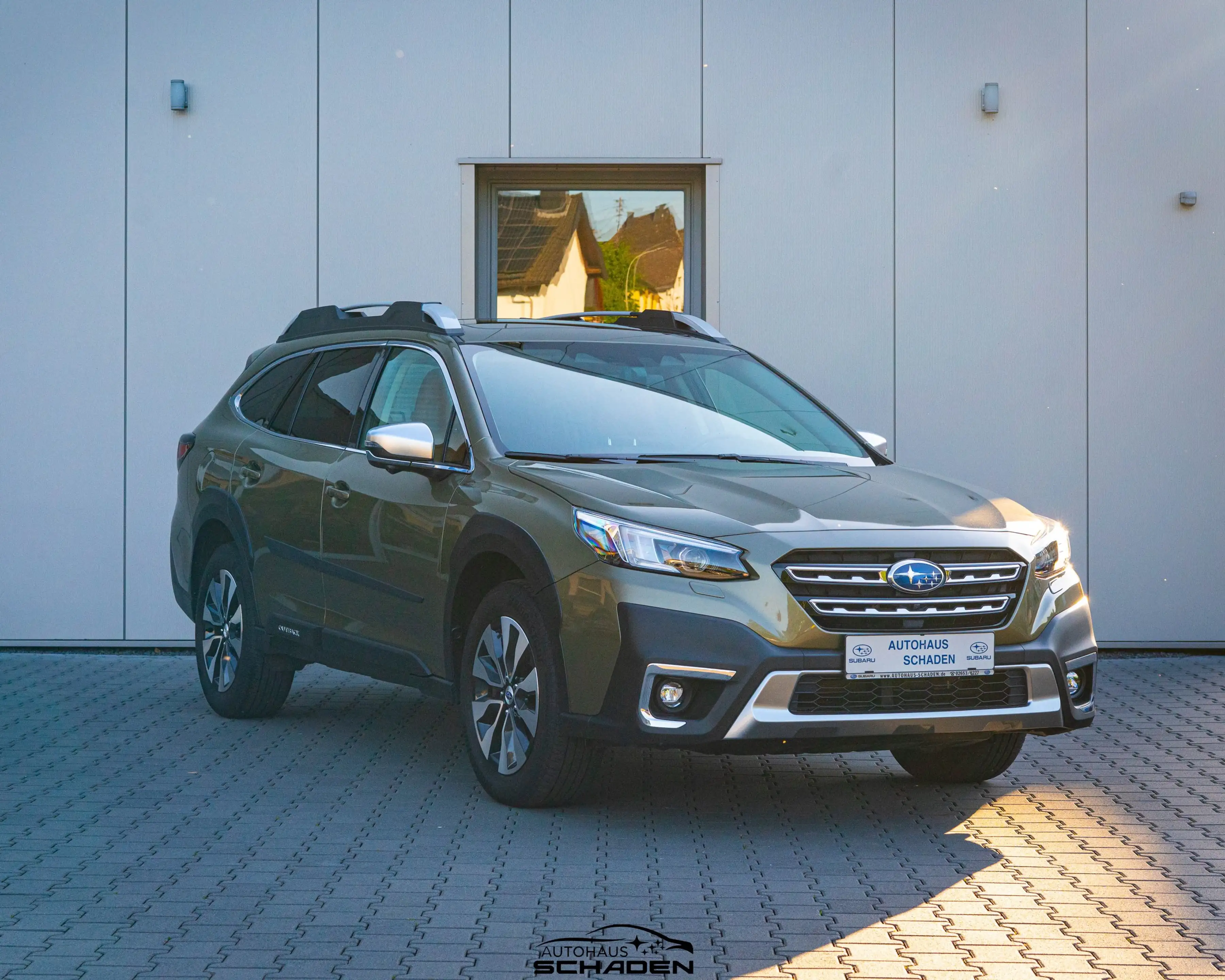 Subaru OUTBACK 2.5i PLATINUM*4X4*AHK*WERKSGARANTIE 2029*LED*NAVI*