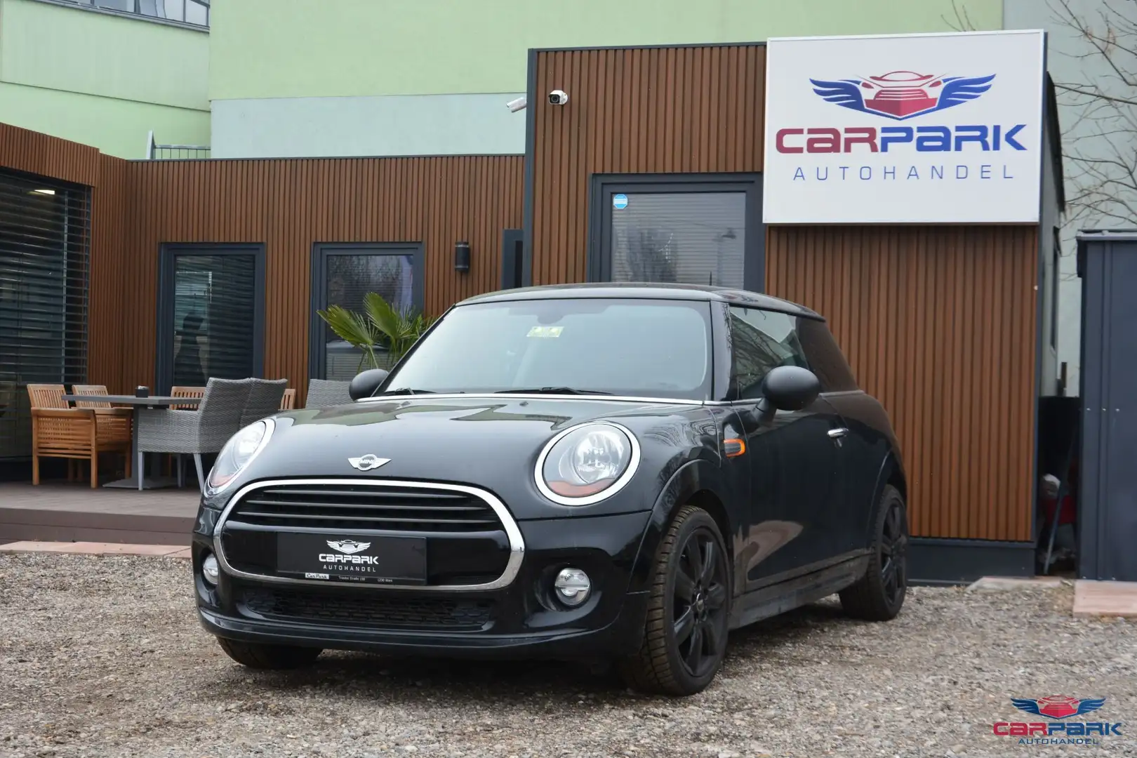 MINI One MINI Hatch  First Schwarz - 2