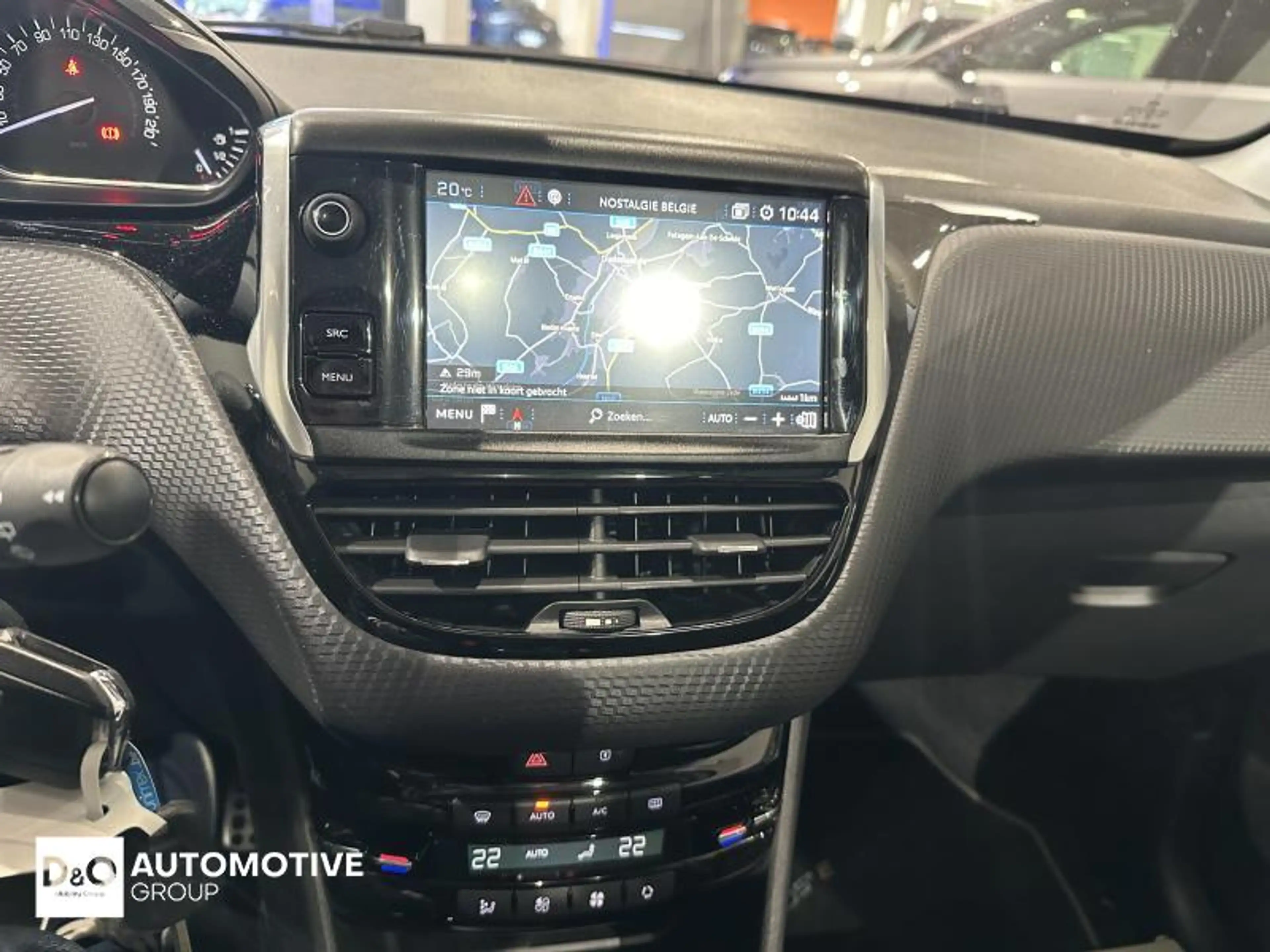 Peugeot 2008 Crossway — photo 15