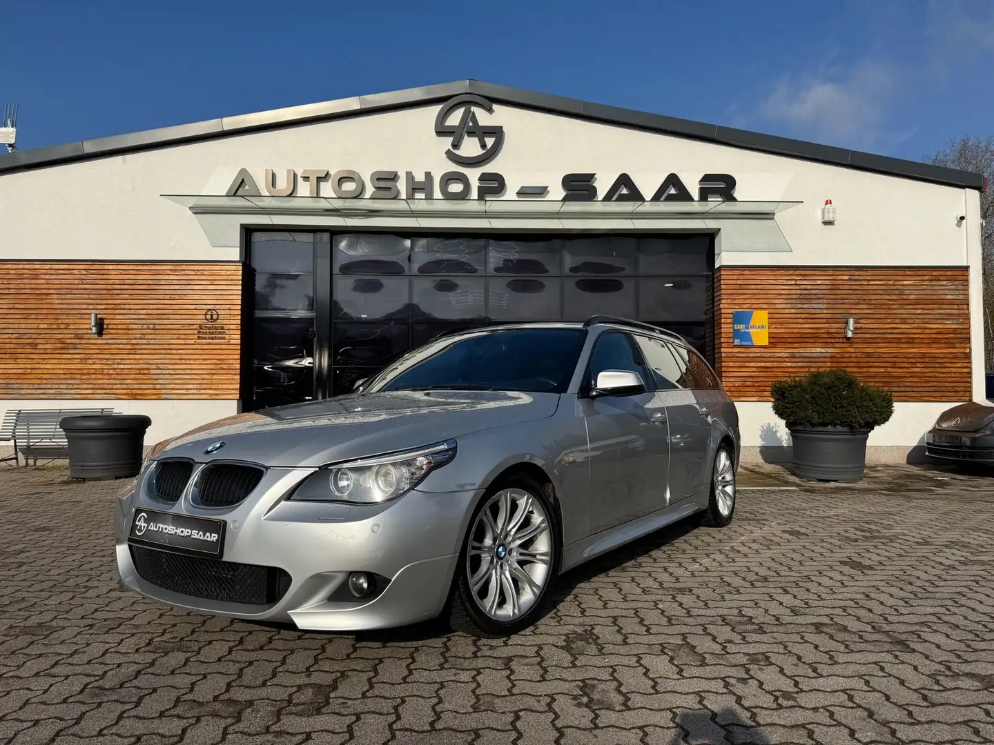 BMW 520 Touring 520d M-Sport-Paket Argent - 1