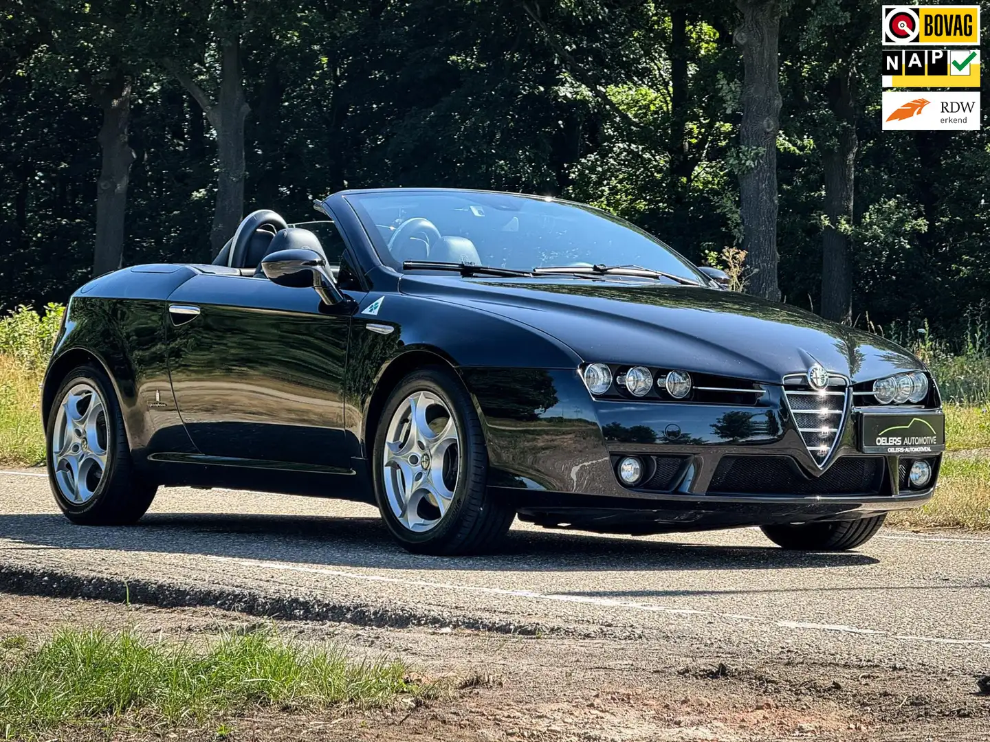 Alfa Romeo Spider 2.2 JTS Exclusive | Clima | Cruise | Elektr. verst Zwart - 1