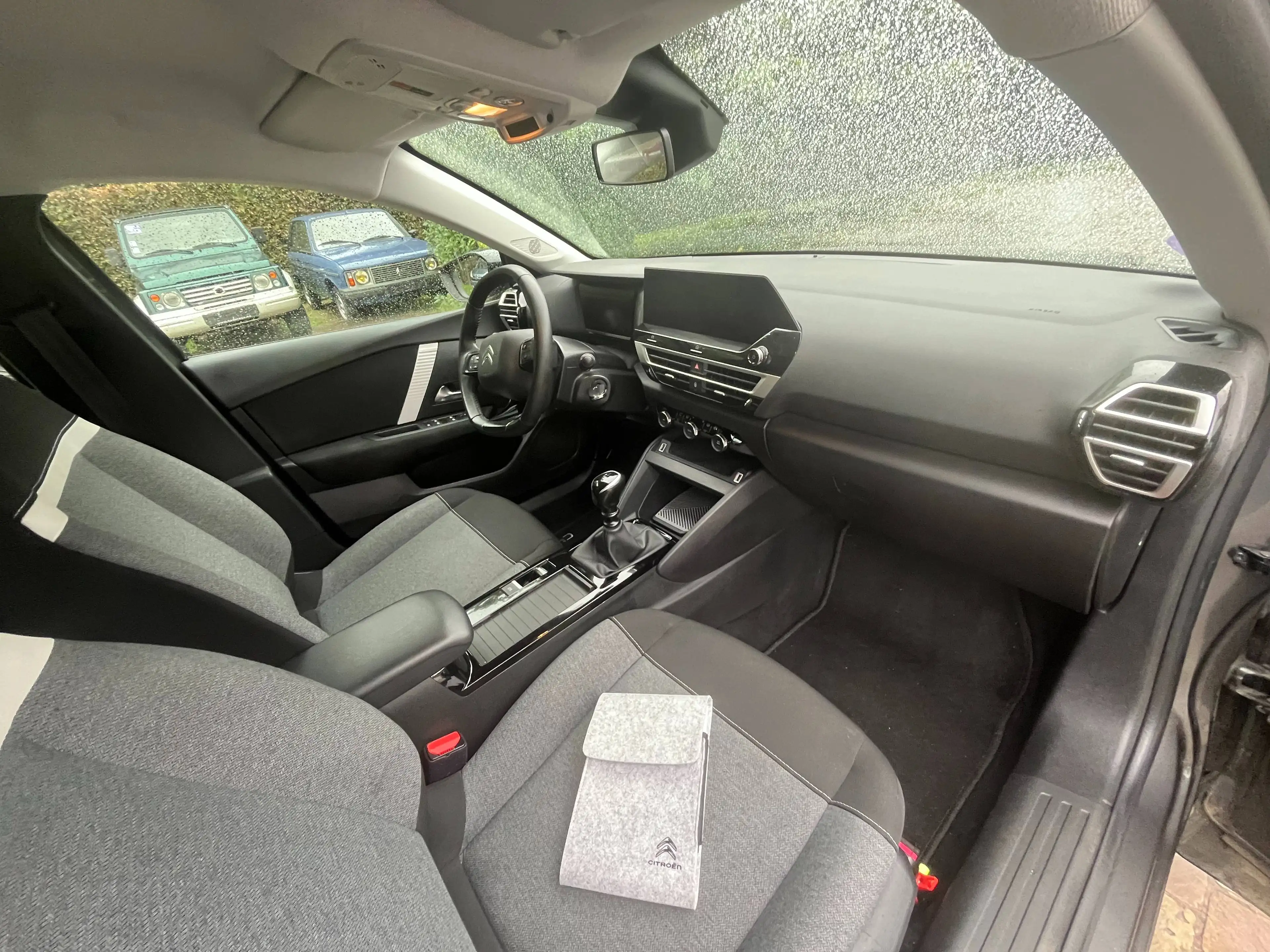Citroen C4 C4 1.2 PureTech Feel S 9000 € Hors TVA — photo 12