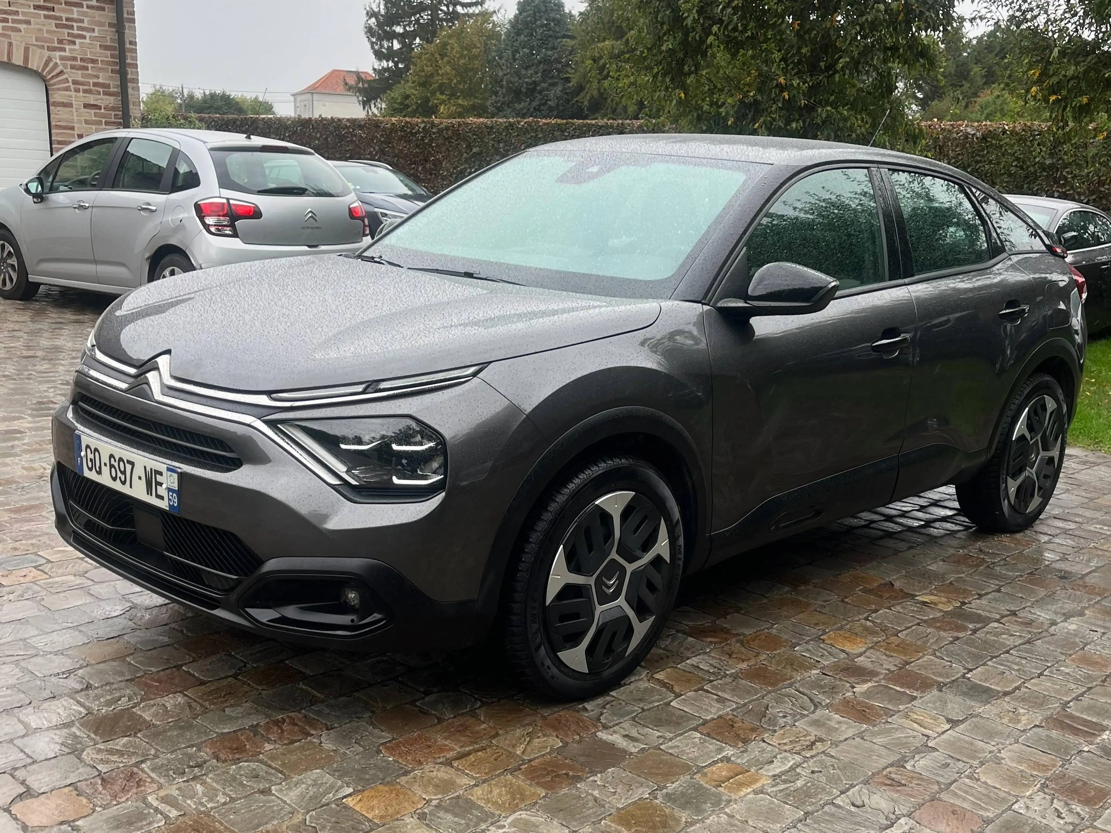 Citroen C4 C4 1.2 PureTech Feel S 9000 € Hors TVA — photo 7