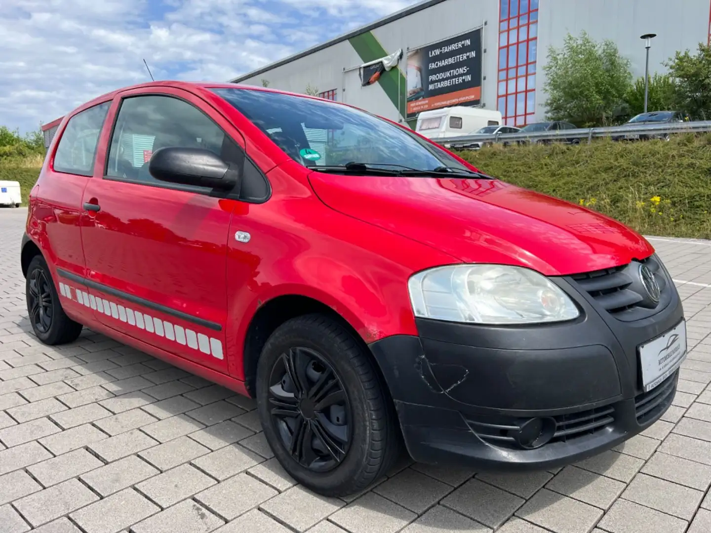 Volkswagen Fox Basis 1.2*EURO4*TÜV*BLUETOOTH* Rot - 1