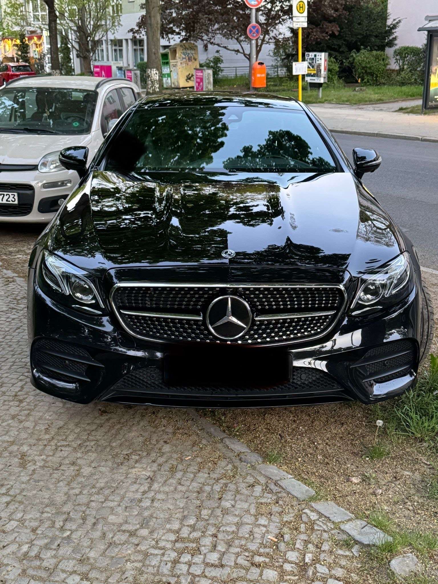 Second hand Mercedes Benz E-Class 300