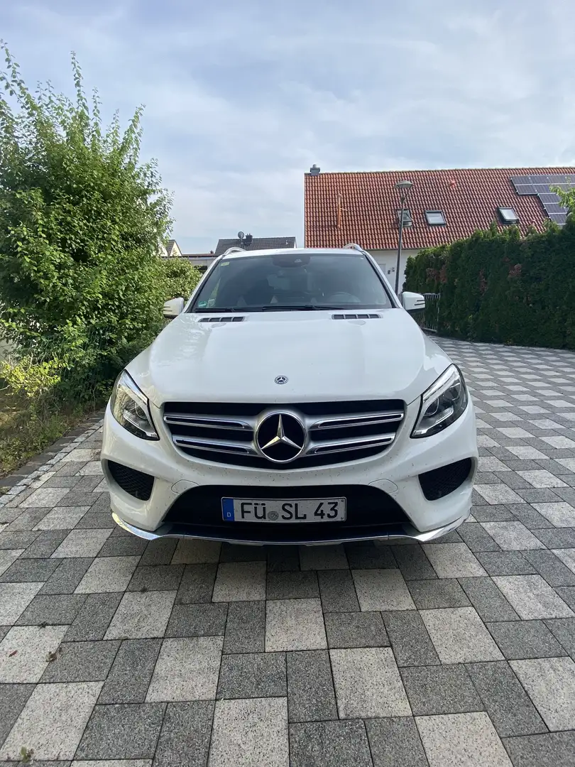 Mercedes-Benz GLE 350 d 4Matic 9G-TRONIC AMG Line - 1