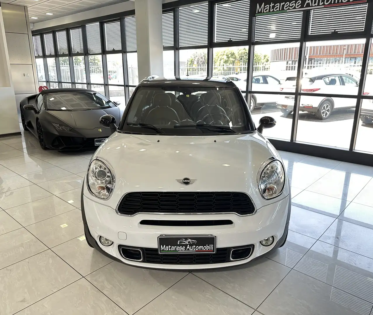 MINI Cooper S Countryman 1.6 184cv S ALL4 Auto HarmanKardon Finanziabile Bianco - 2