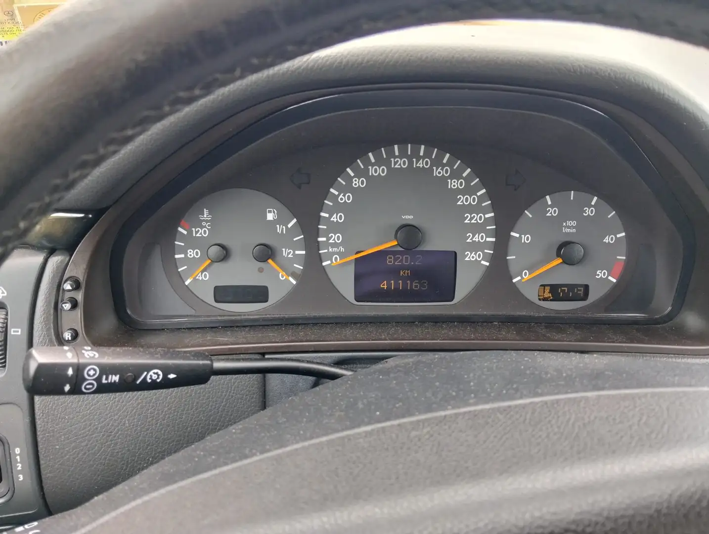 Mercedes-Benz E 320 Classe E - W210 Berlina td cdi Avantgarde Серебристый - 1