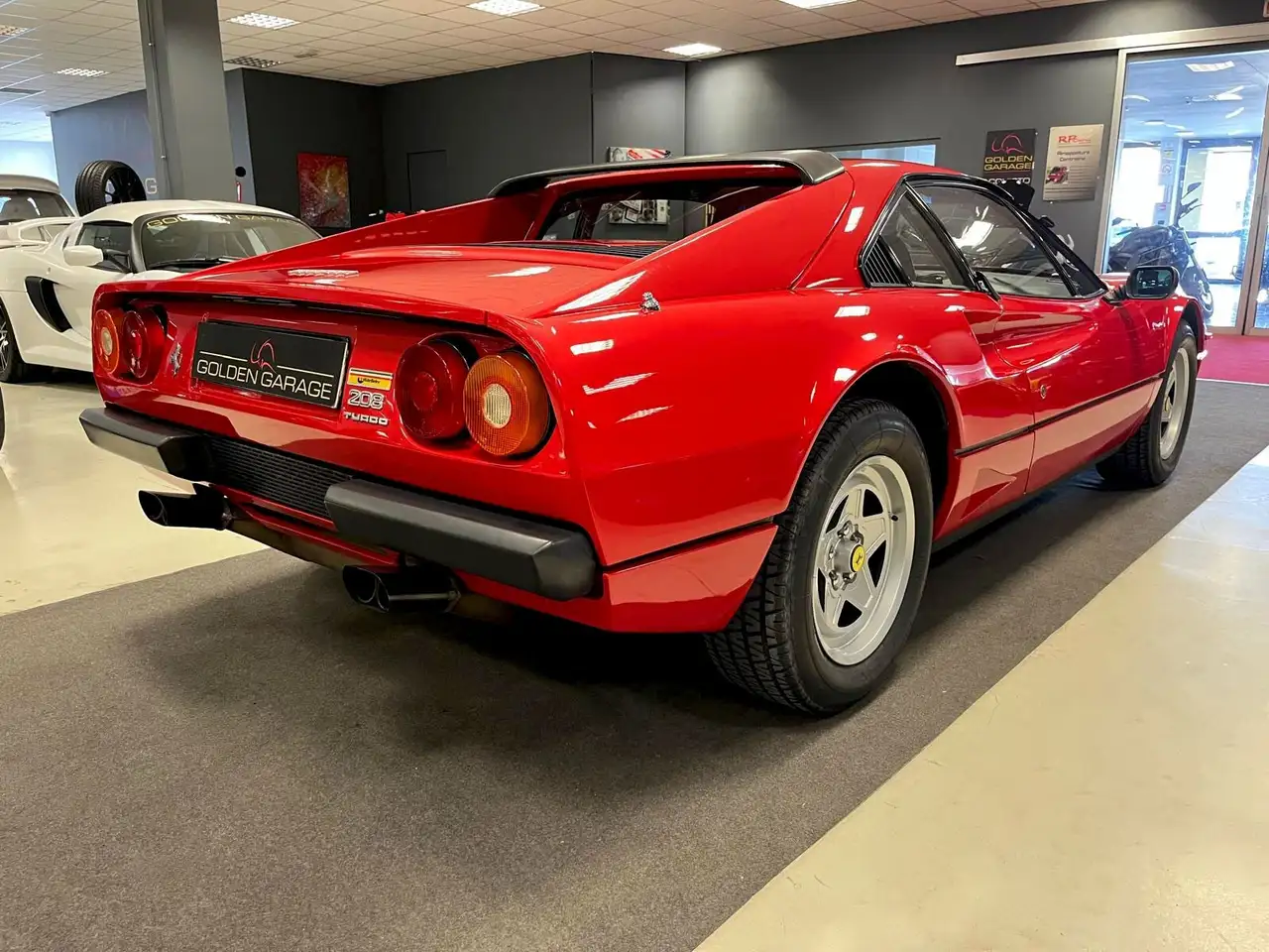 Ferrari 208 turbo GTB, foto 7