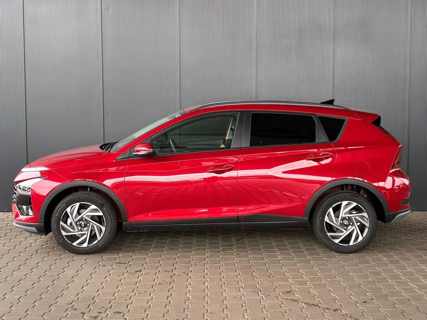 Hyundai BAYON Comfort Plus 1.2 MPI / Navi PDC m. Kamera Klima... Rot - 2