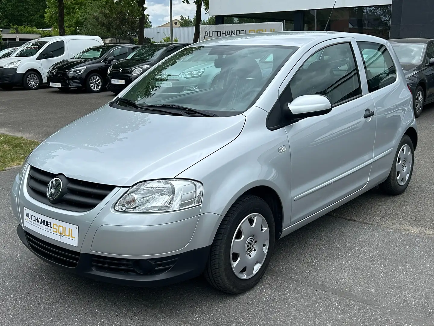 Volkswagen Fox 1.2i, 2011, 47120km, CV, 1e eigenaar, 12m Garantie Argent - 1