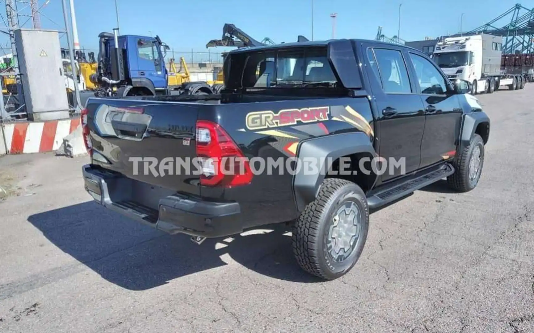 Toyota Hilux Pick-up double cabin GR SPORT - EXPORT OUT EU TROP Bronze - 2