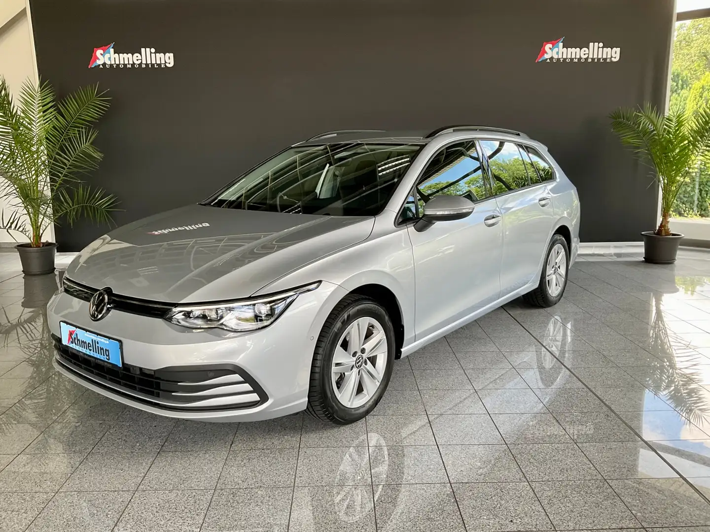 Volkswagen Golf Variant Life 1.5 TSI DSG LED NAVI APP Silber - 2