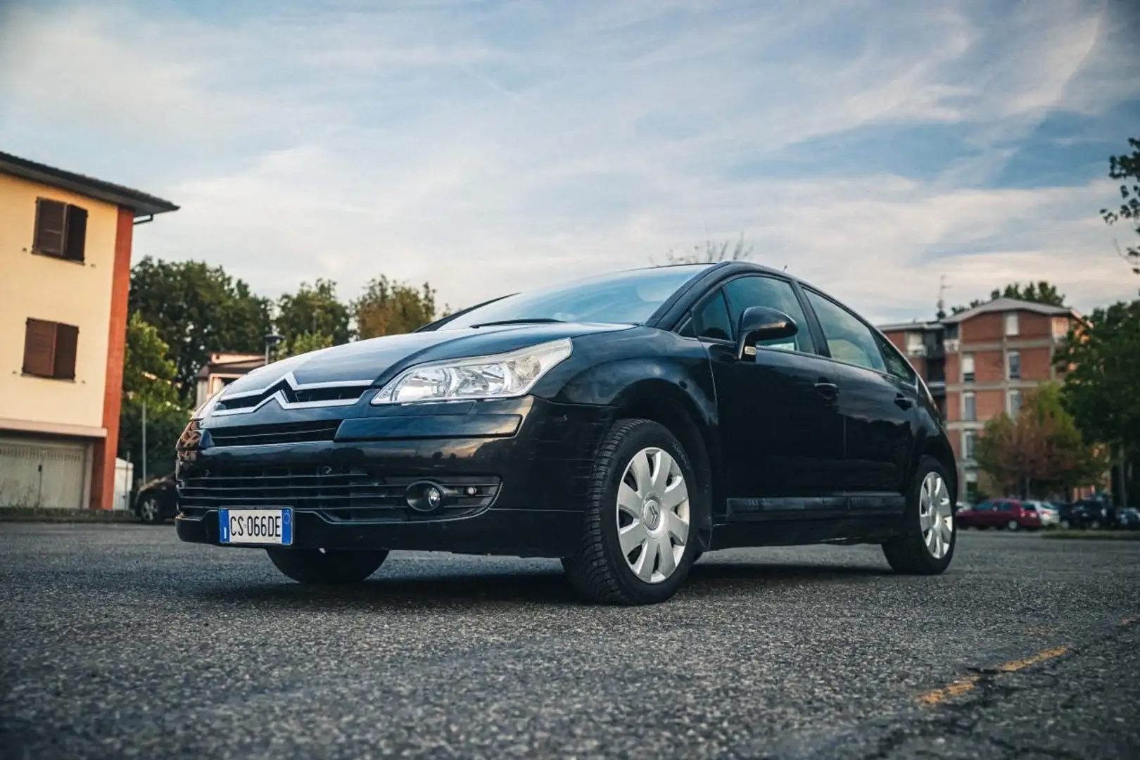 Citroen C4 1.6 16v Elegance - 2