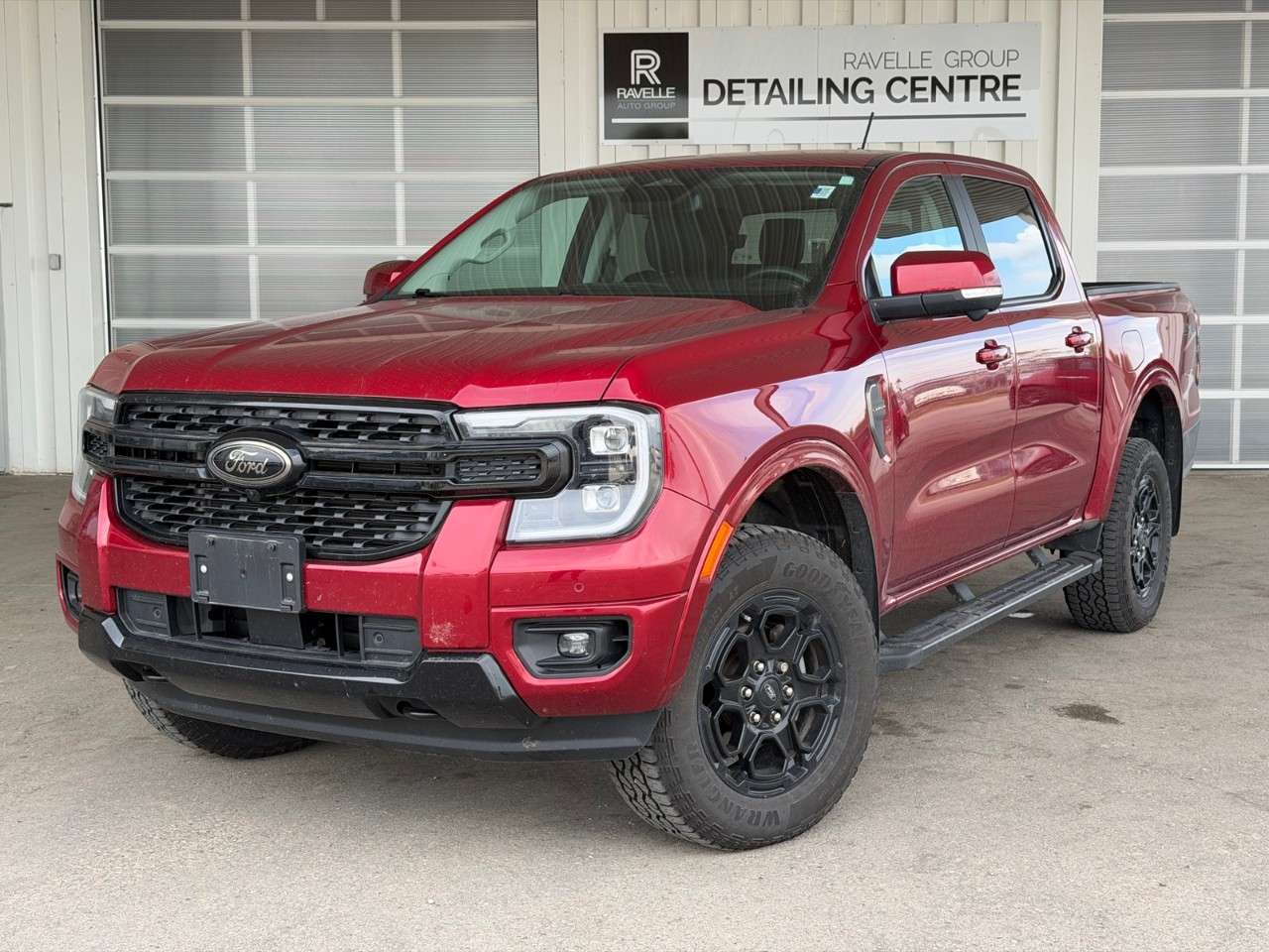 2025 Ford Ranger LARIAT 4WD SuperCrew 5' Box