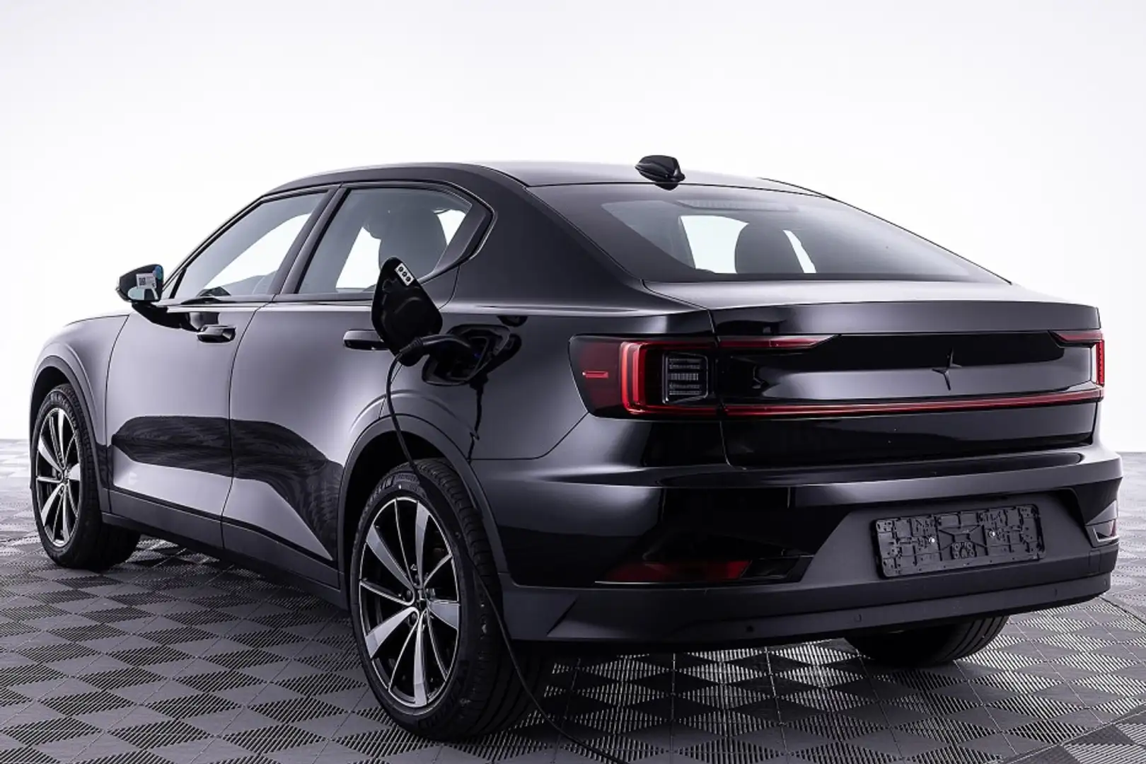 Polestar 2 Dual Motor Long Range 78kWh | 19 inch Zwart - 2