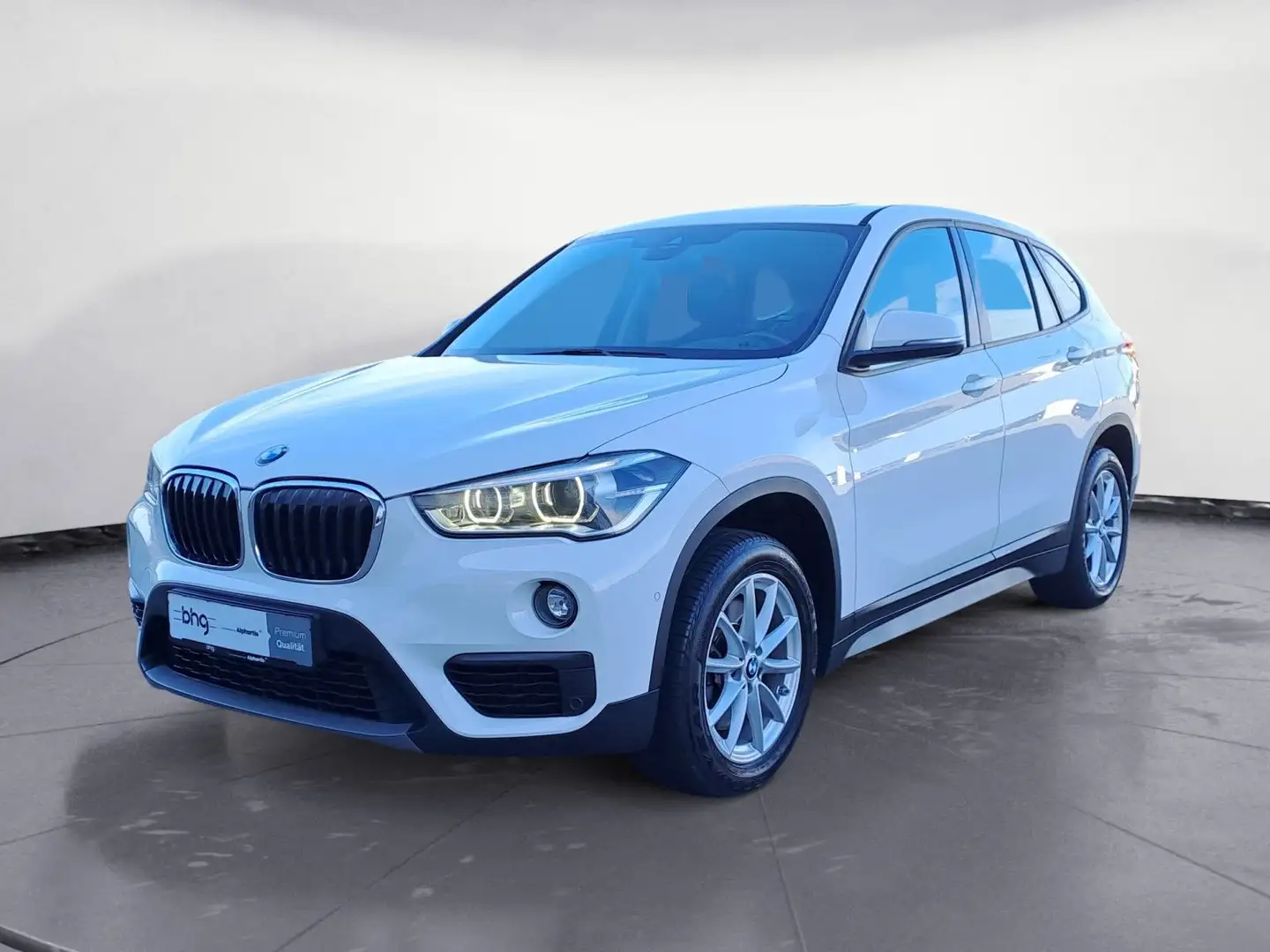 BMW X1 xDrive 20i Automatik Advantage LED Pano Sitzh Blanc - 1