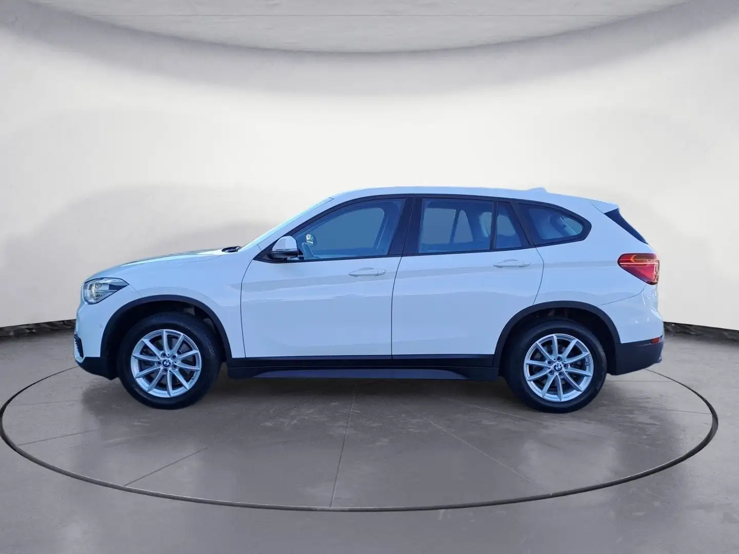 BMW X1 xDrive 20i Automatik Advantage LED Pano Sitzh Blanc - 2