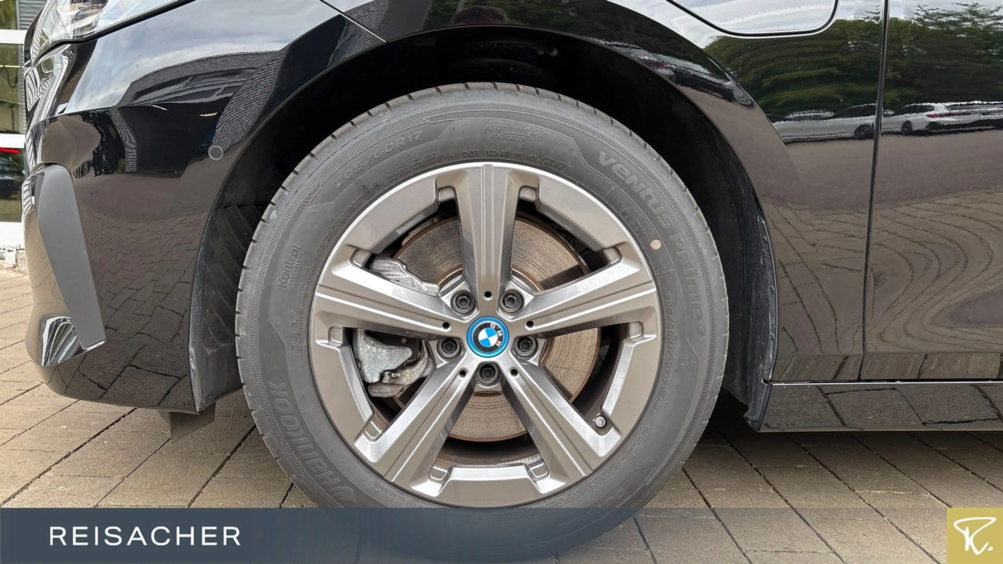 BMW 230 e A xDrive Active Tourer AHK,LCProf,HUD — photo 3