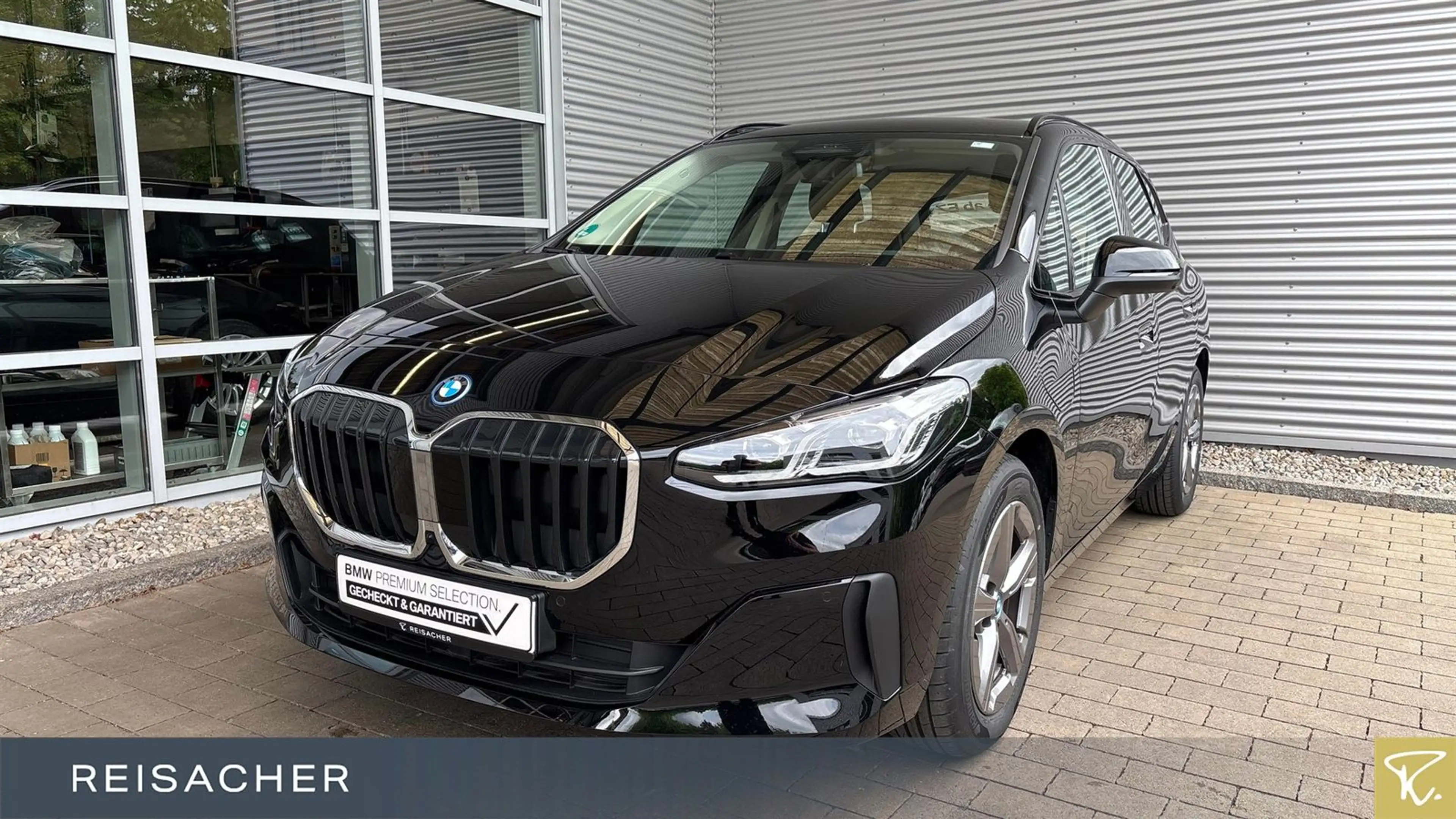 BMW 230 e A xDrive Active Tourer AHK,LCProf,HUD