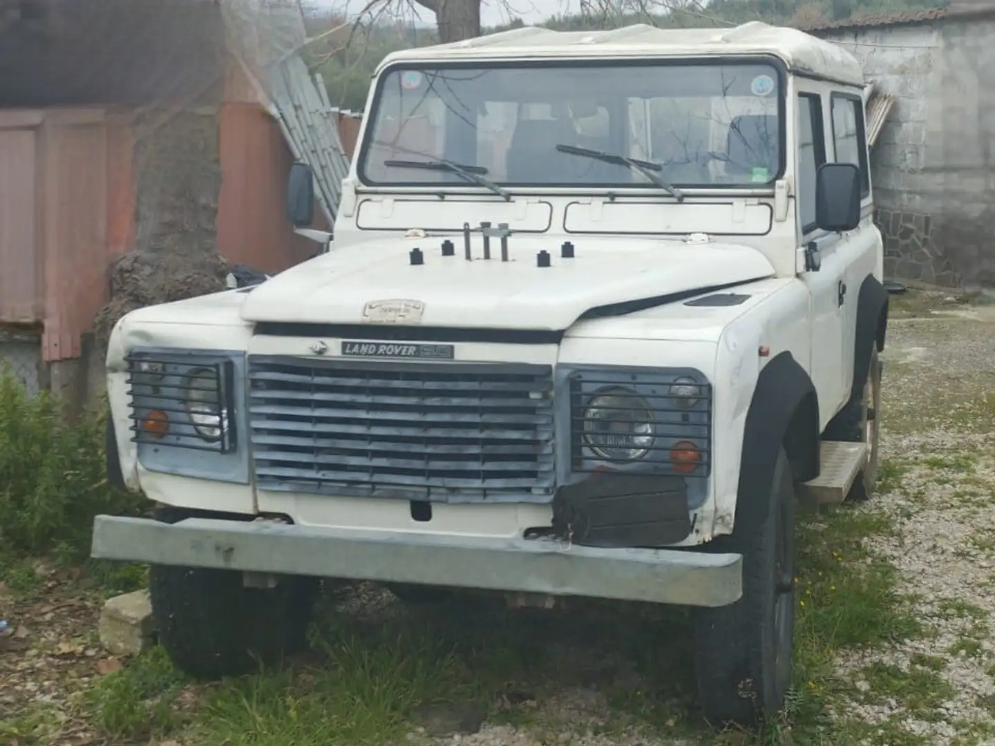Land Rover Defender 90 2.5 Hard Top - 1