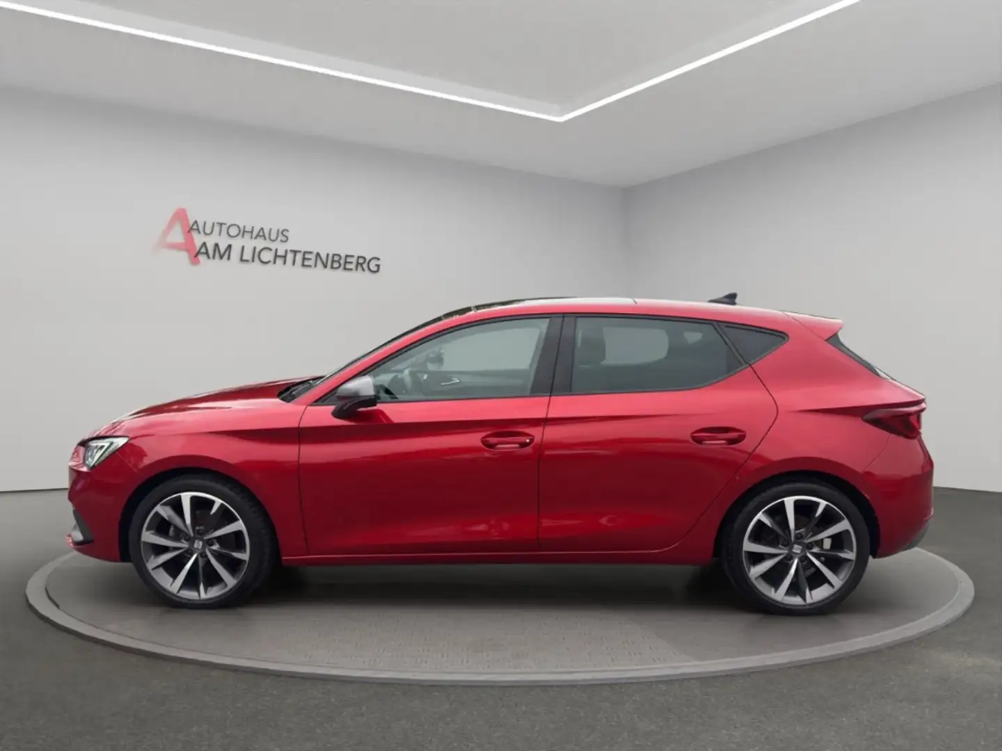 SEAT Leon FR 1.5 eTSI 110 kW (150 PS) 7-Gang-DSG PANO+KLIMA+ Rouge - 2