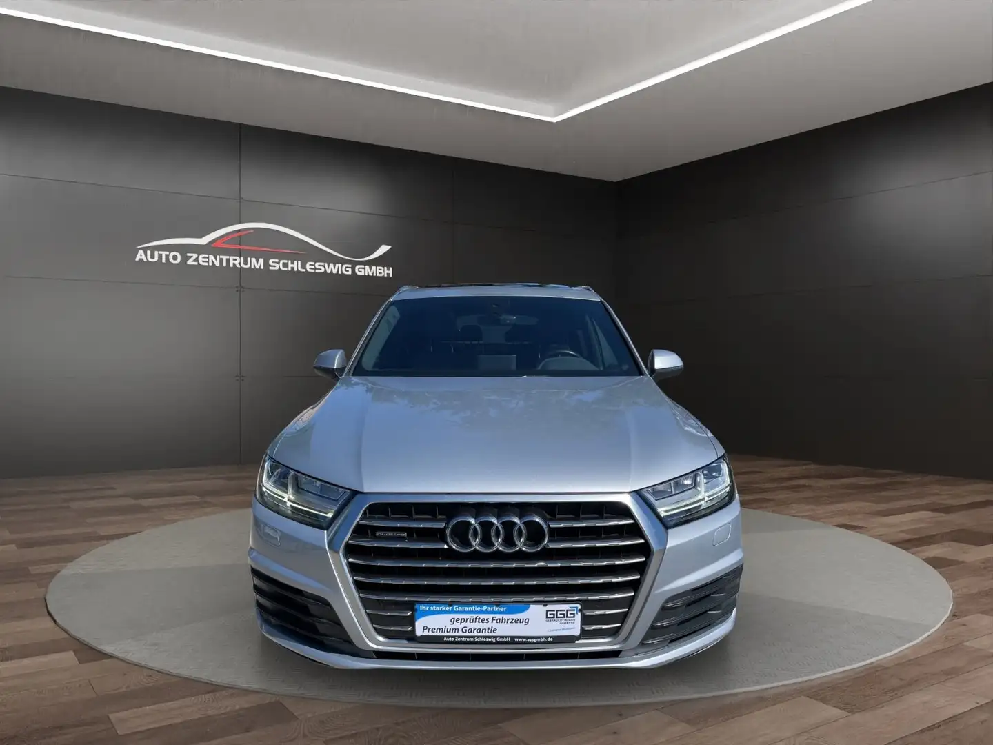 Audi Q7 3.0 TDI Quattro S line 7-Sitzer Motor 130 tkm Silber - 2