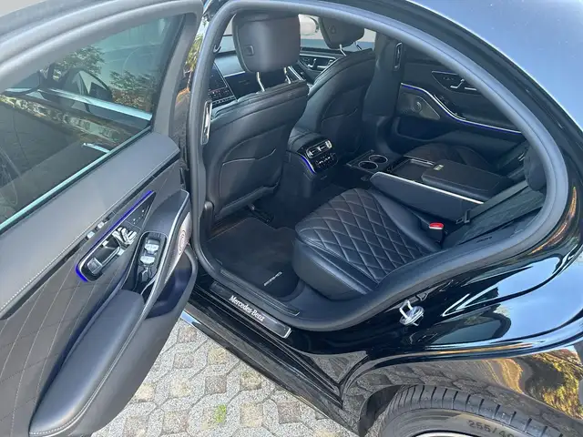 Mercedes-Benz S-Class view 11
