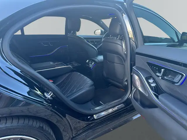 Mercedes-Benz S-Class view 10