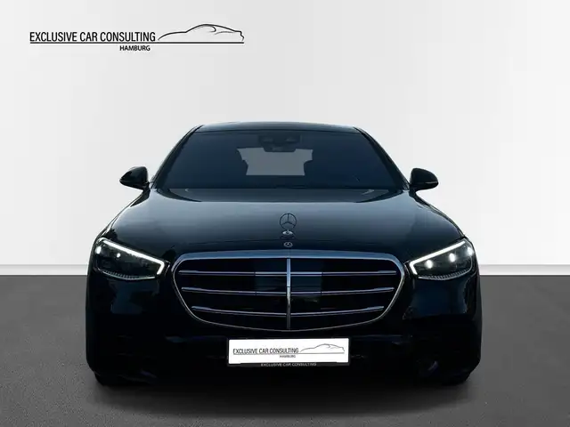 Mercedes-Benz S-Class view 2