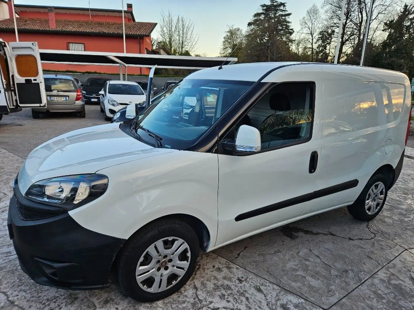 Fiat Doblo Doblò 1.6 MJT 105CV PC-TN Cargo Lamierato SX Weiß - 2
