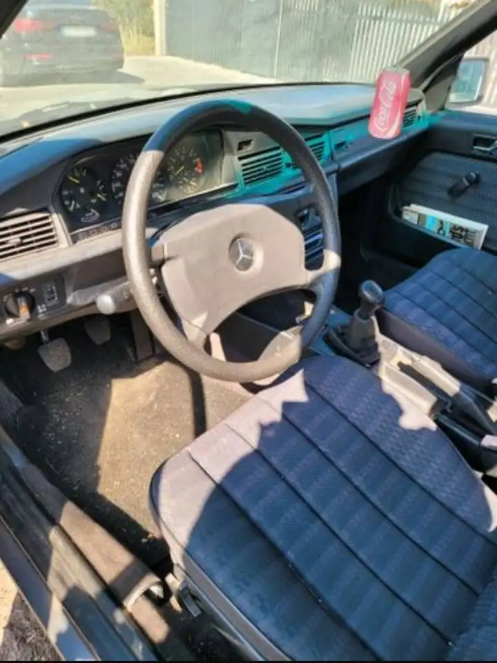 Mercedes-Benz 190 E 2.3, foto 9