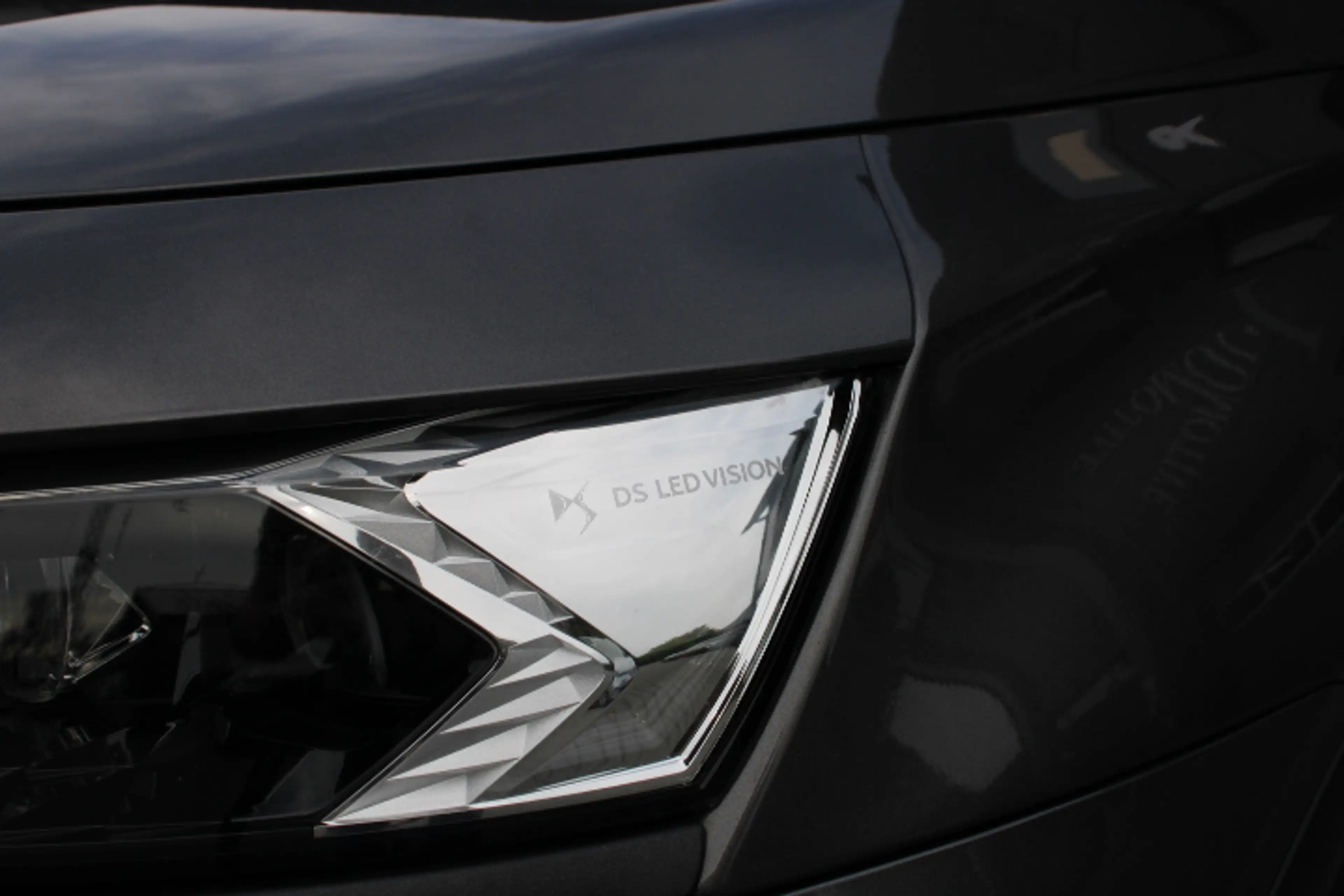 DS Automobiles DS 7 Crossback E-Tense 4x4 Performance Line+ 300 - Panoramadak - — photo 19