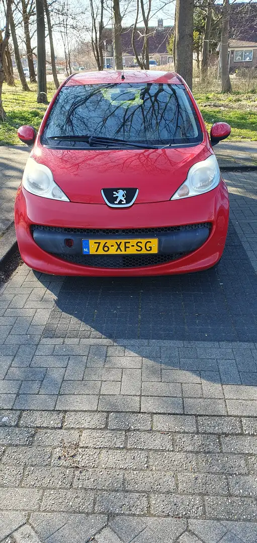Peugeot 107 107 1.0-12V XS Rood - 1