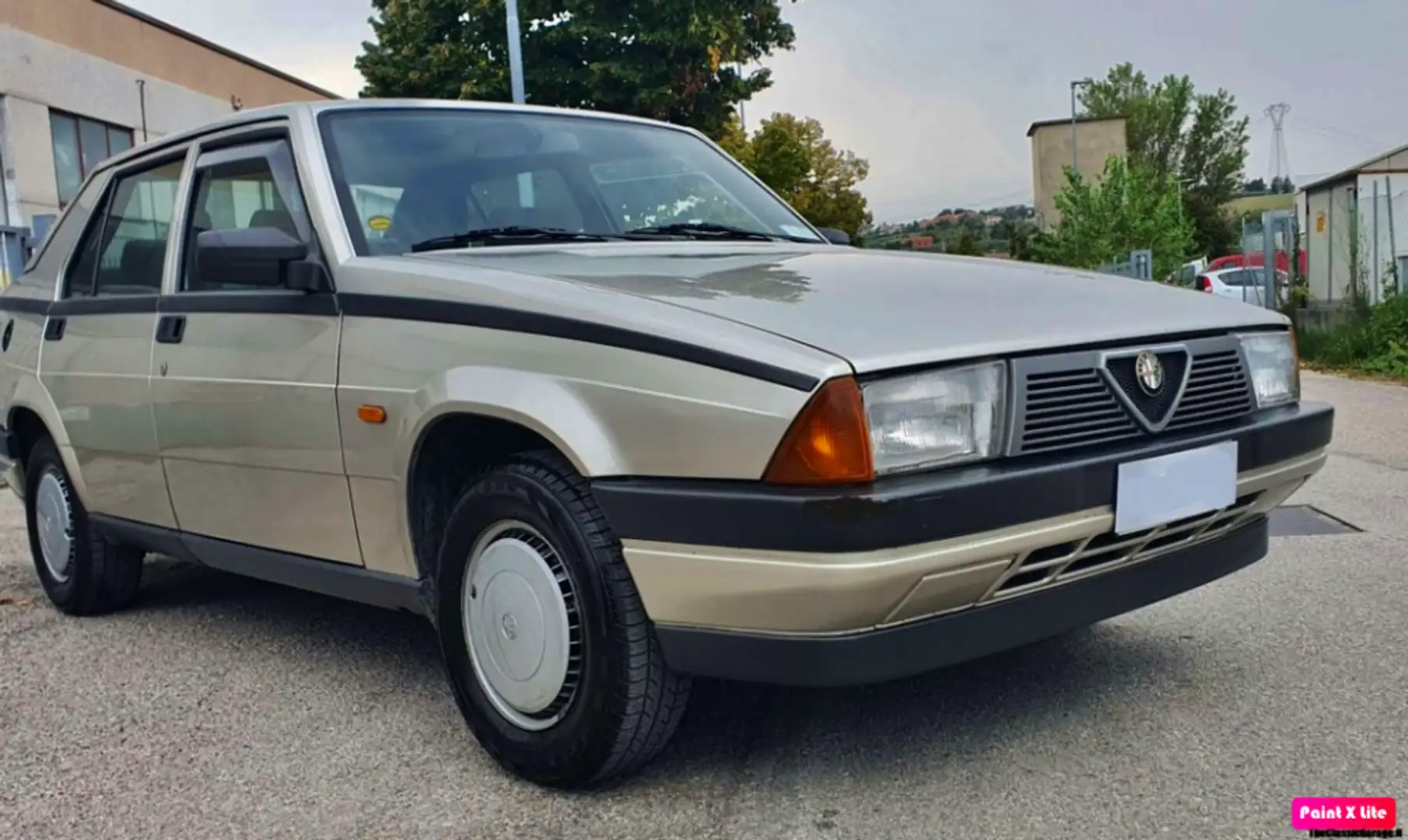 Alfa Romeo 75 1.8 Gri - 1