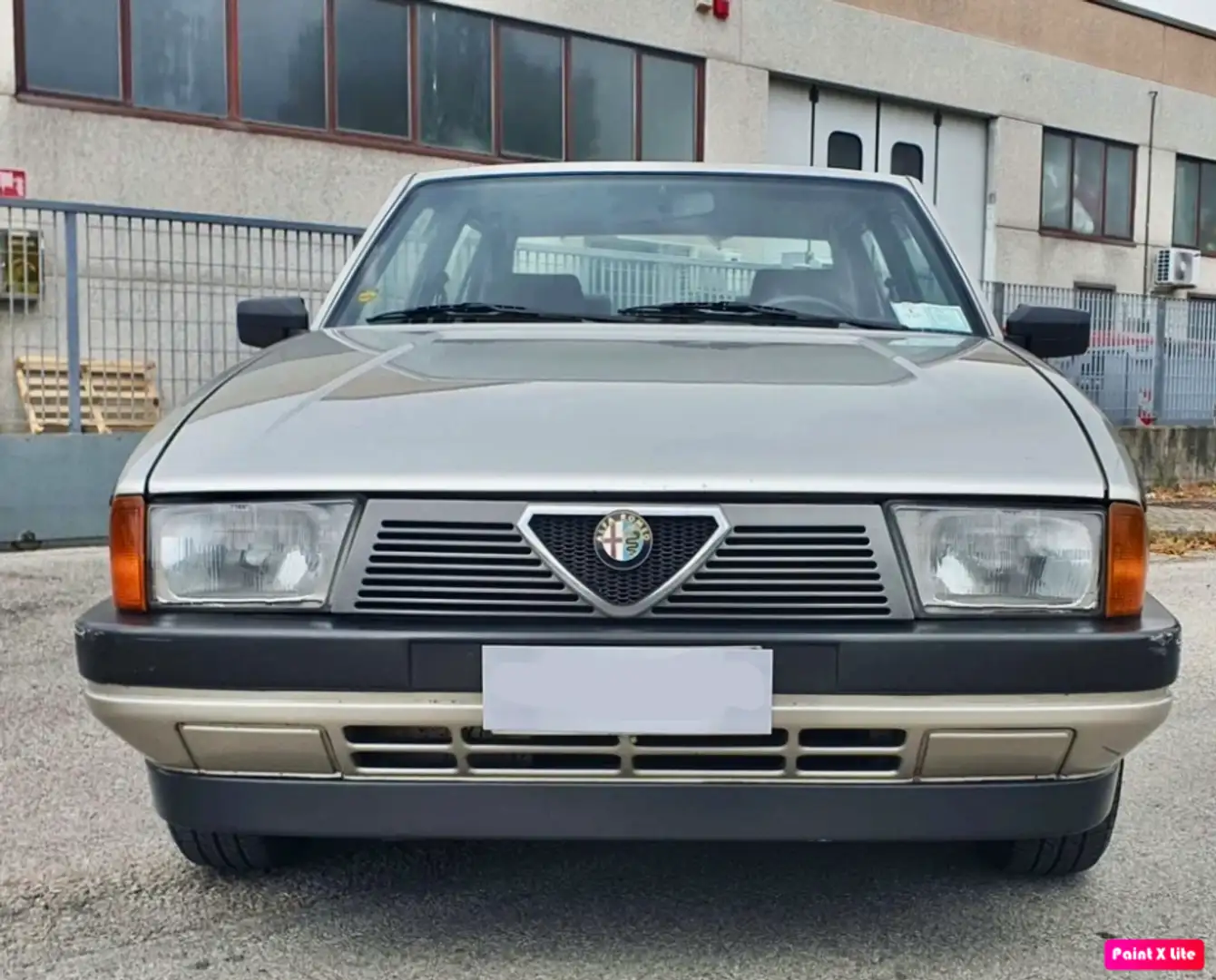 Alfa Romeo 75 1.8 Gri - 2