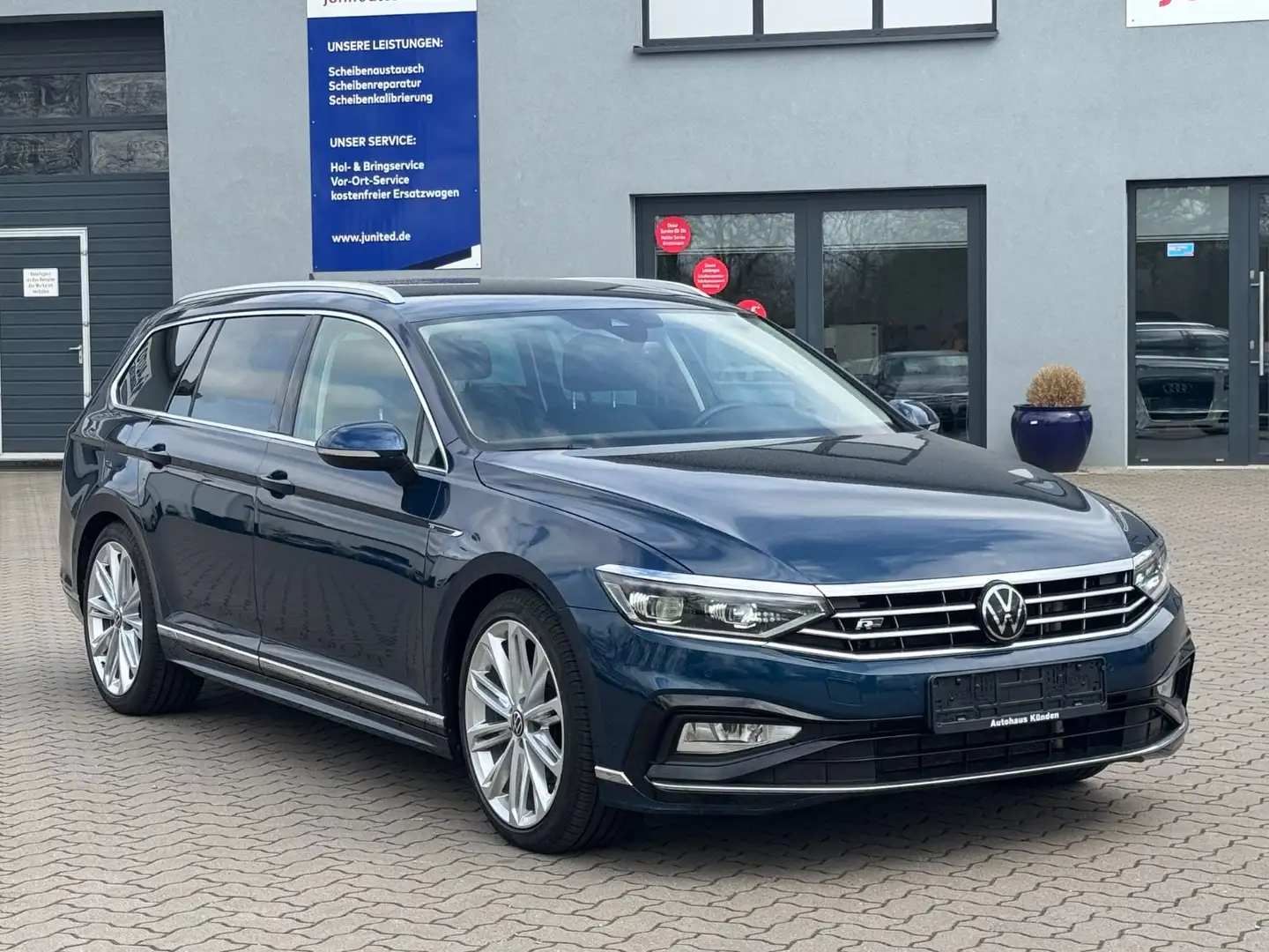 Volkswagen Passat Variant 2.0 TSI R-Line °StdHz°19°R-Kamera Blau - 1