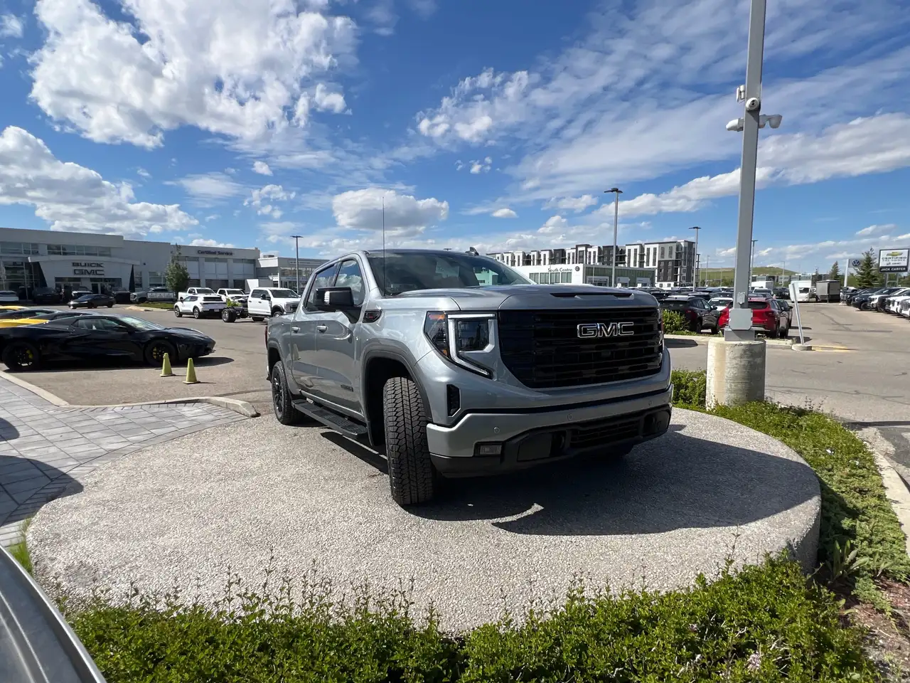 GMC Sierra 1500 снимка GMC Sierra 1500