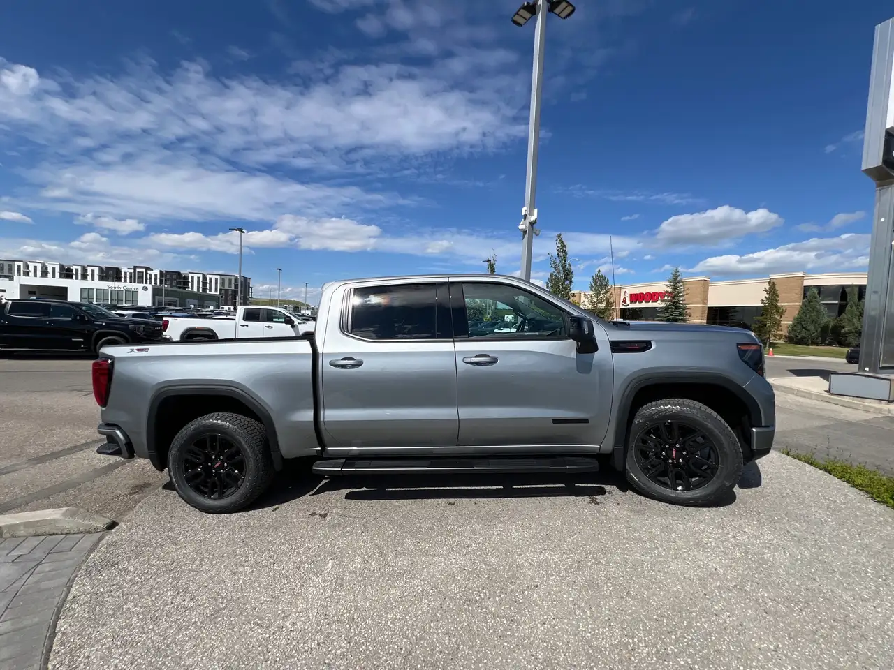 GMC Sierra 1500 снимка GMC Sierra 1500