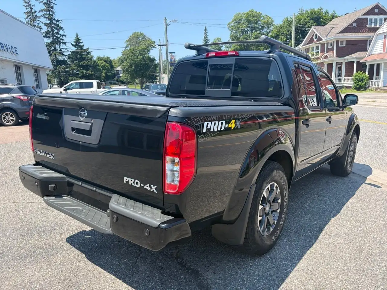 Nissan Frontier снимка Nissan Frontier