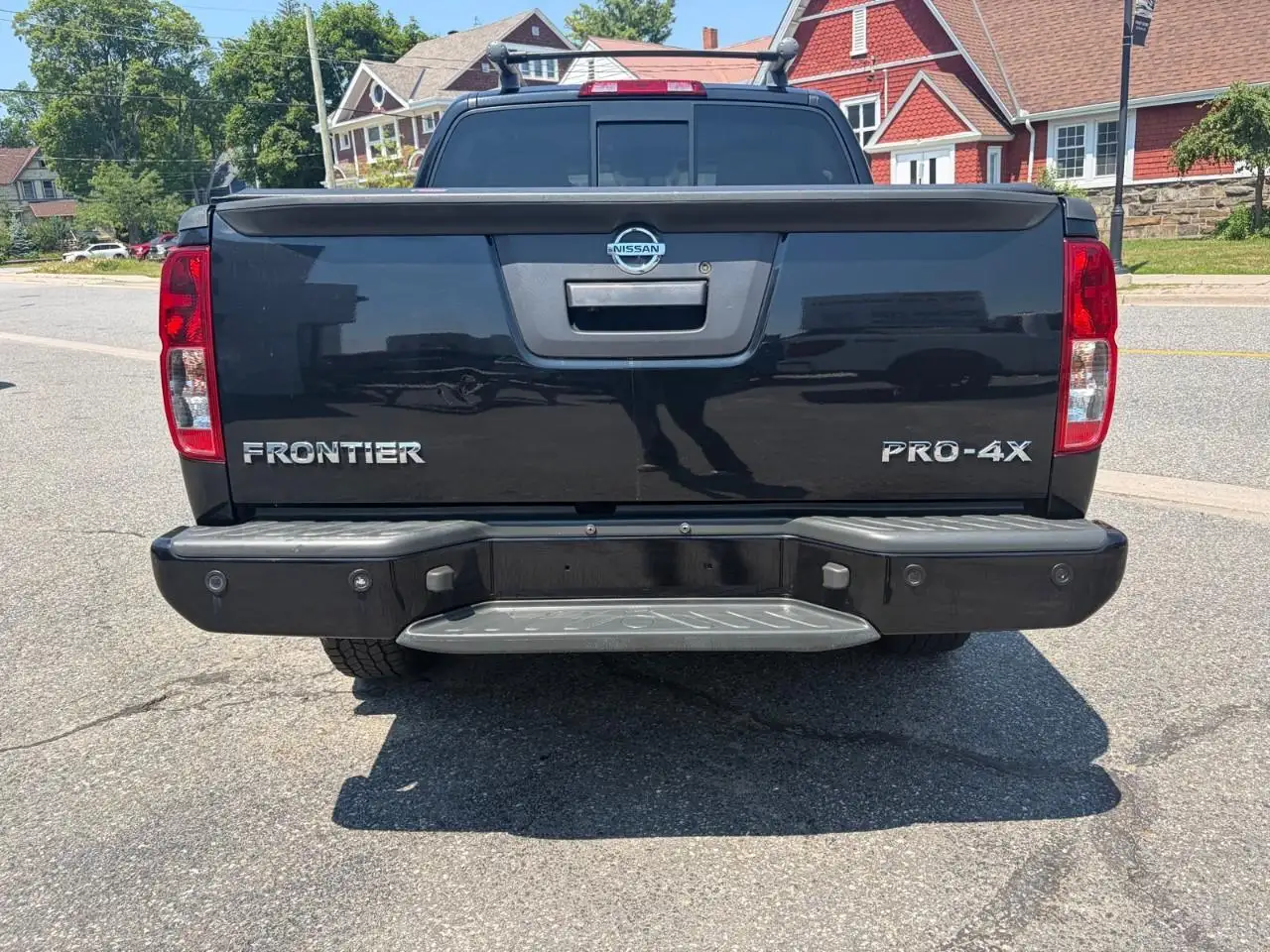 Nissan Frontier снимка Nissan Frontier