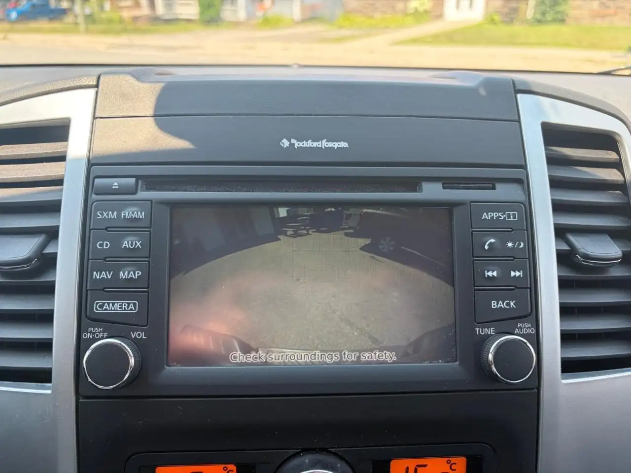Nissan Frontier снимка Nissan Frontier