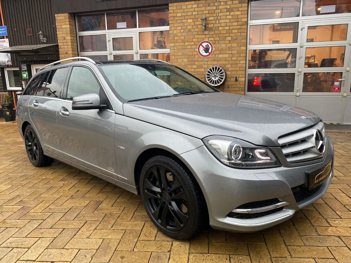 Mercedes-Benz C 300 T CDI 4Matic Avg.H/K ILS MKS AHK PTS Pano Silber - 1