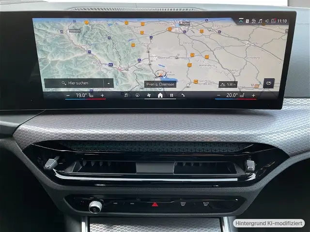 BMW 3 Series view 8