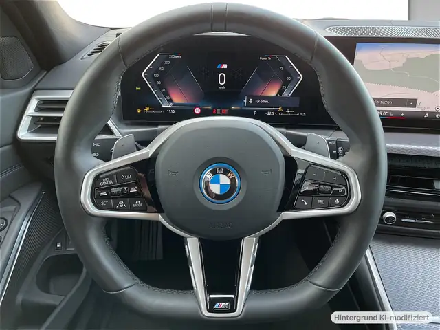 BMW 3 Series view 9