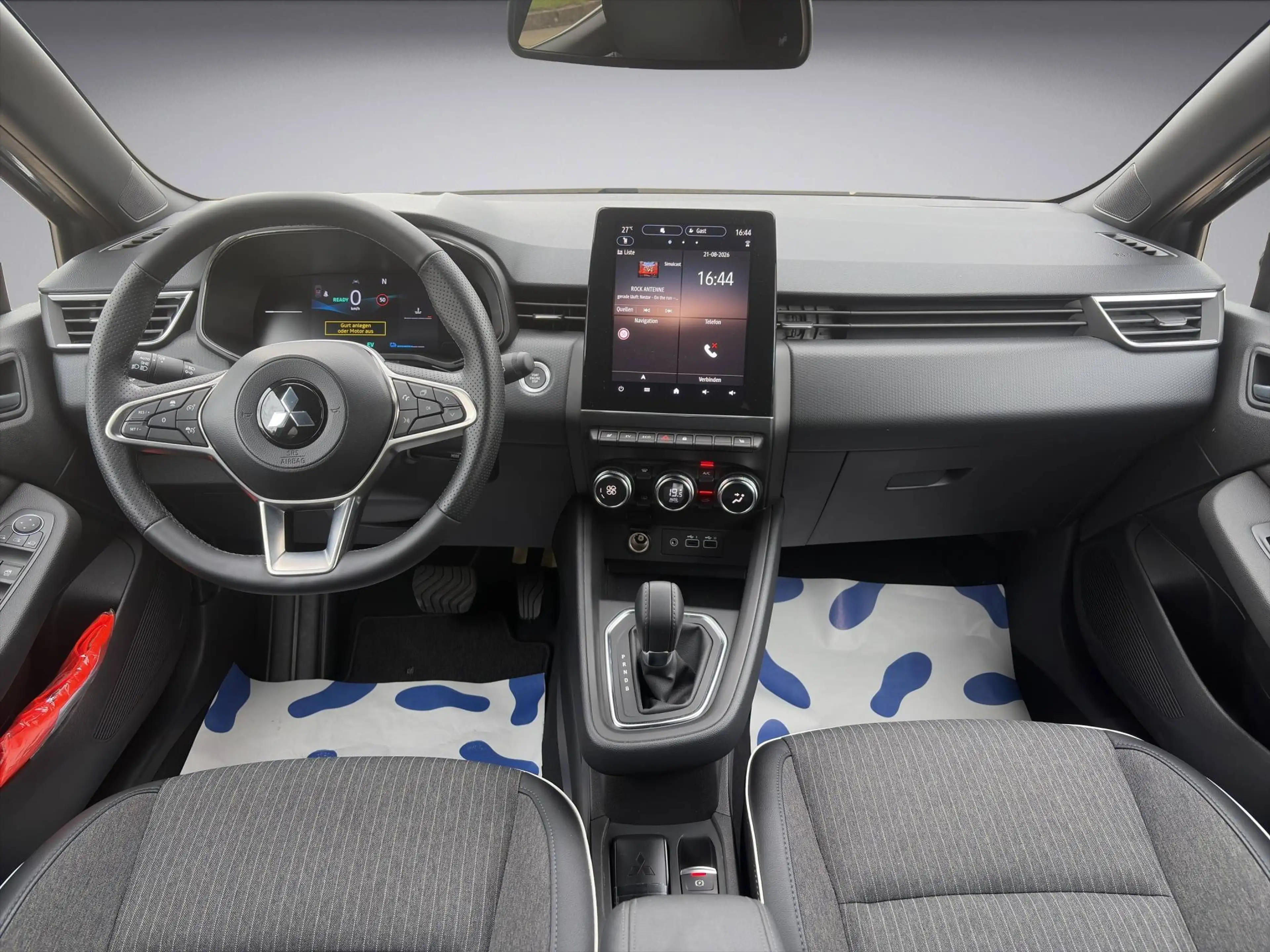 Mitsubishi Colt Select Hybrid — photo 13
