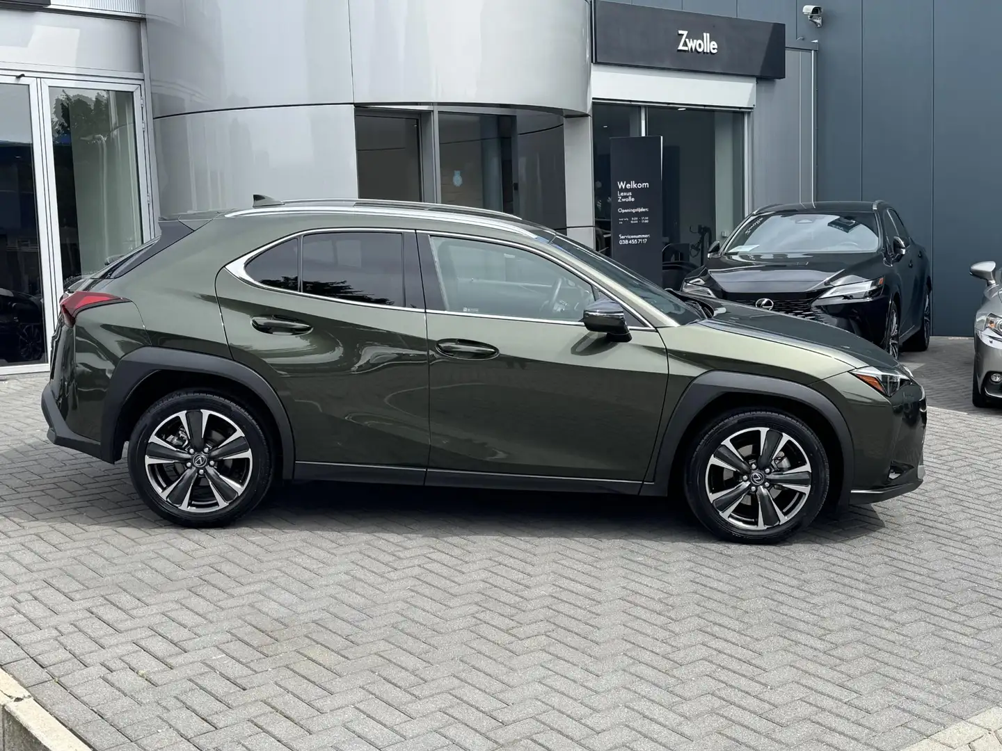 Lexus UX 300h Luxury Line FACELIFT LEDER GROOT SCHERM STOELVERW Groen - 2