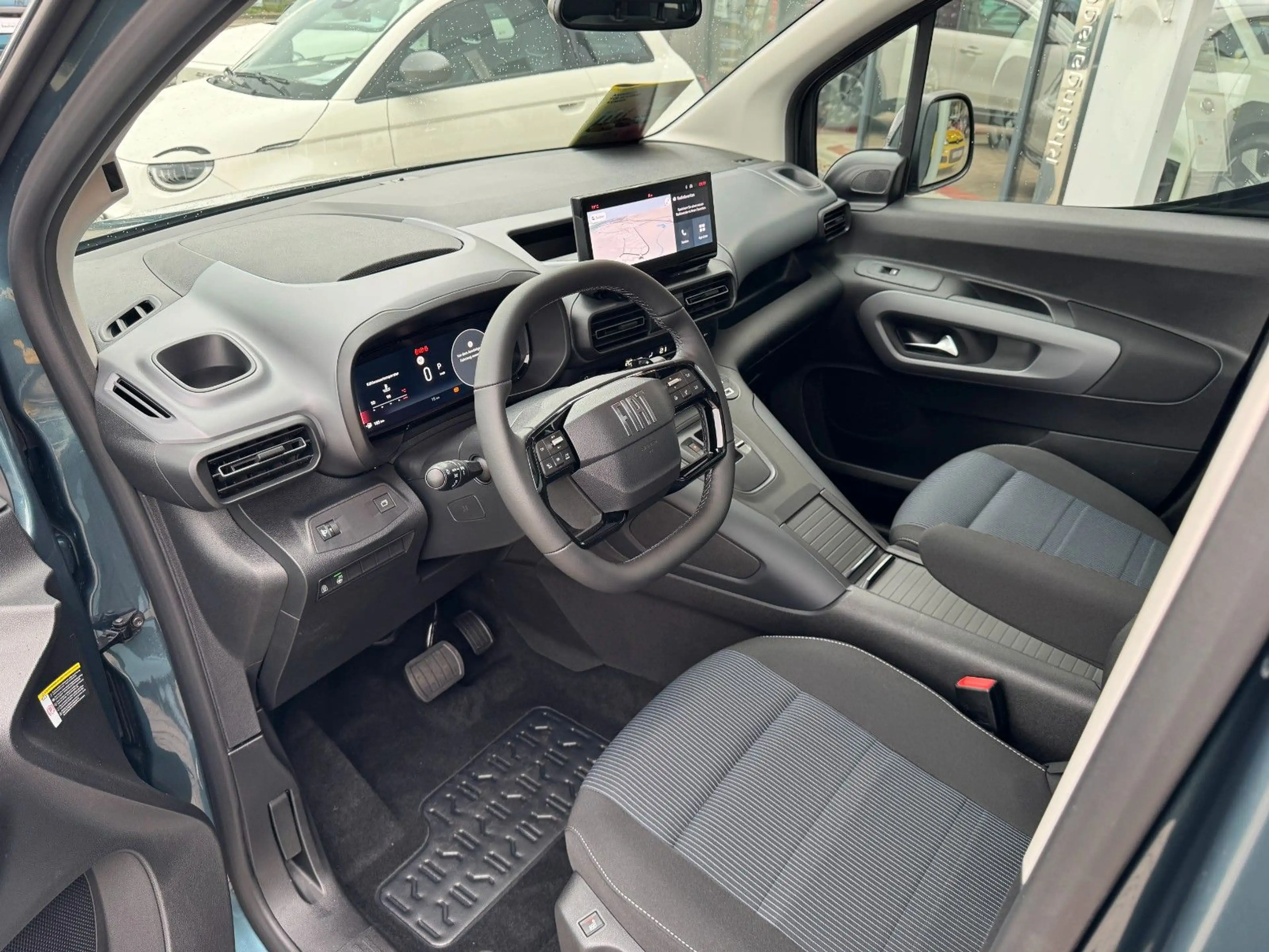 Fiat Qubo L Doblo LaPrima 5-Sitzer 1.5 131 Automatik — photo 5