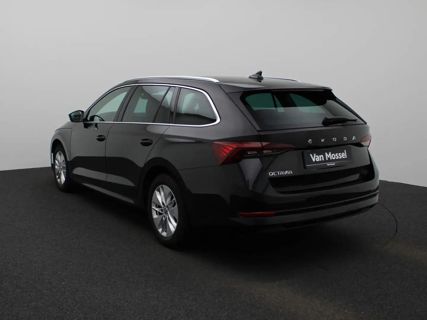 Skoda Octavia Combi 2.0 TDI | NAVIGATIE | CLIMATE CONTROL | PARK Zwart - 2