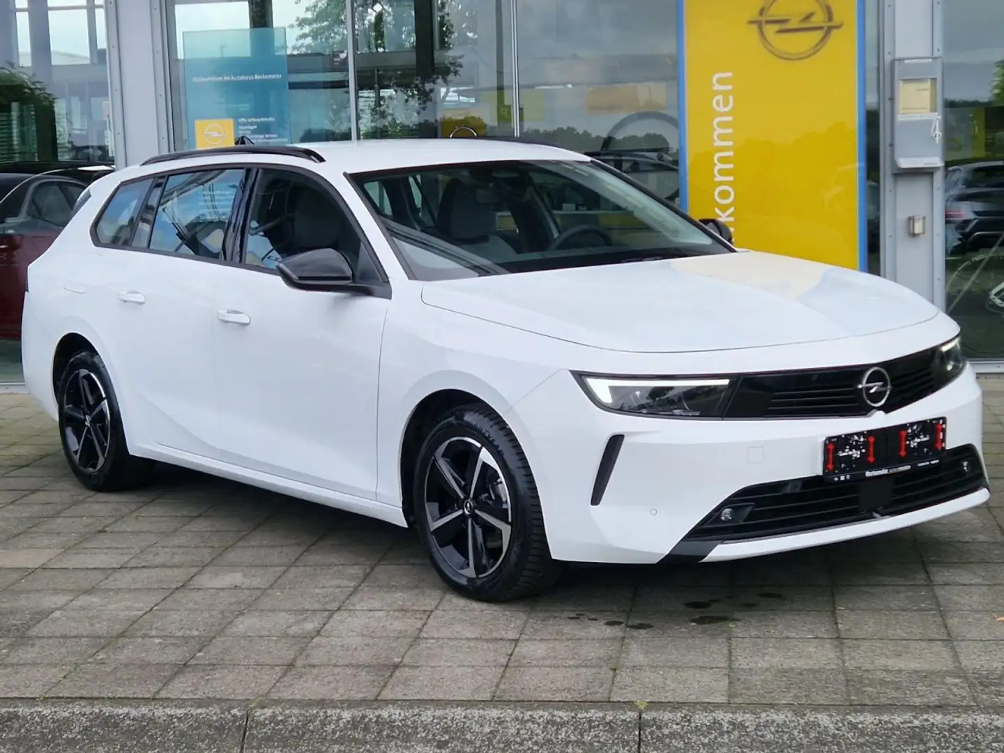Opel Astra ST 1.2 Edition **Rückfahrkamera/Allwetter** Weiß - 2